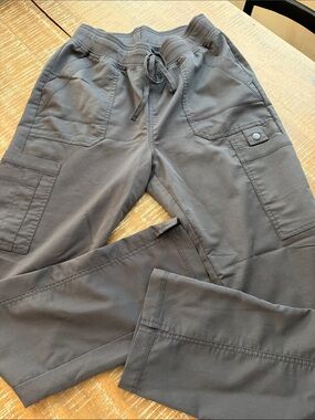 Scrubology Straight-Leg Cargo Pull-On Pants in Charcoal Gray